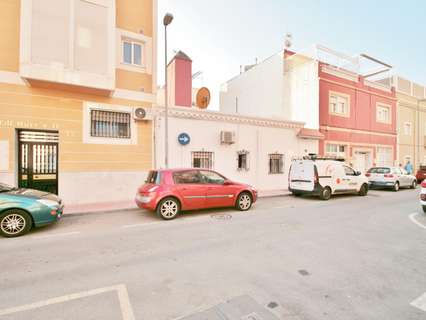 Casa en venta en Almería rebajada