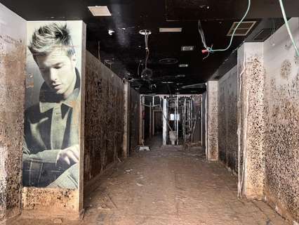 Local comercial en venta en Benetússer