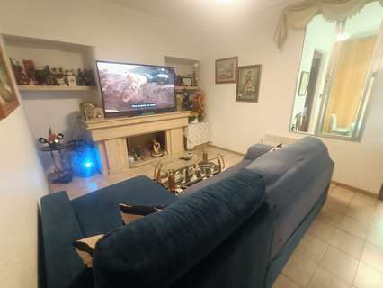 Villa en venta en Elda