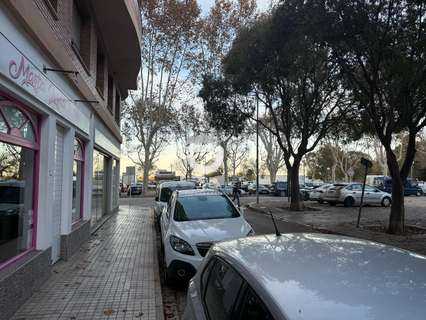 Local comercial en venta en Oliva