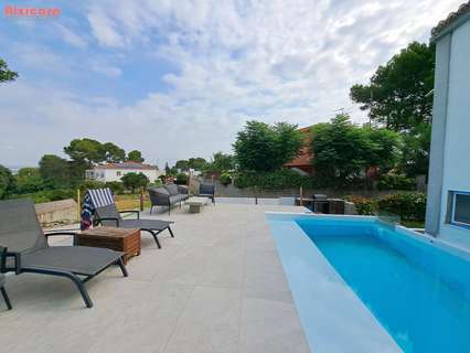 Chalet en venta en Alzira