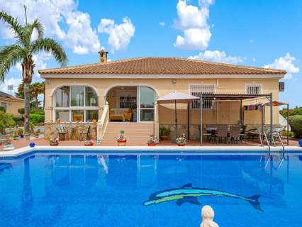 Villa en venta en Catral zona Catral