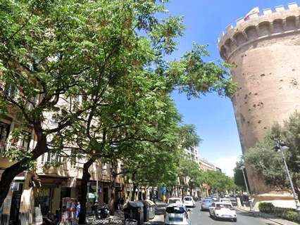 Piso en venta en Valencia zona GUILLEM DE CASTRO rebajado