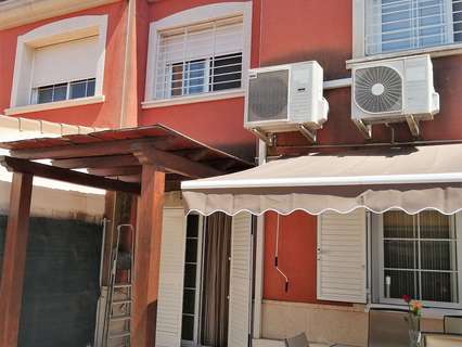 Villa en alquiler en La Pobla de Vallbona