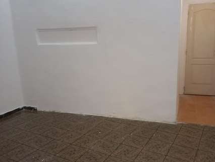 Local comercial en alquiler en Valencia zona OLIVERETA