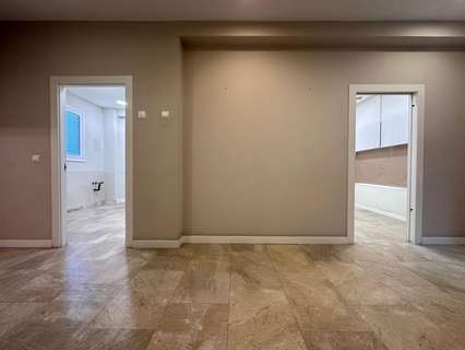 Local comercial en alquiler en Santander