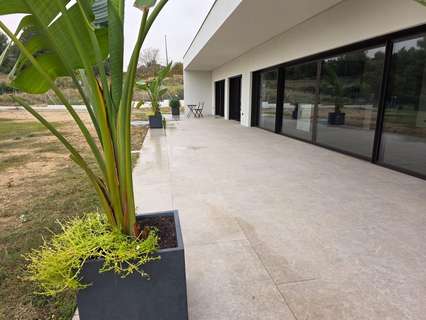 Chalet en venta en Sant Esteve Sesrovires