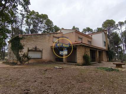 Chalet en venta en Fontanars dels Alforins