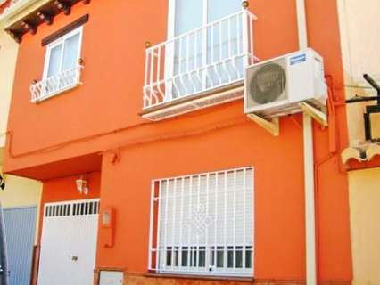 Casa en venta en La Zubia