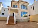 Casa en venta en Orihuela zona Orihuela-Costa rebajada
