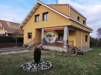 Chalet en venta en Santovenia de la Valdoncina
