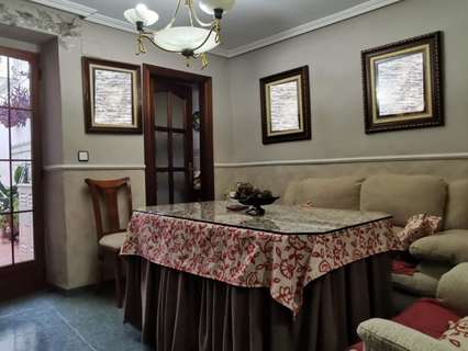 Casa en venta en Baena