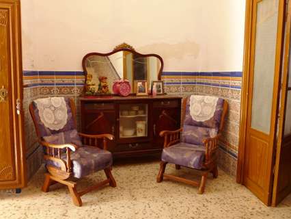 Casa en venta en Doña Mencía, rebajada