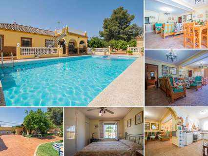 Chalet en venta en Alcalá de Guadaíra