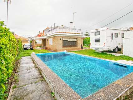 Chalet en venta en Salteras rebajado