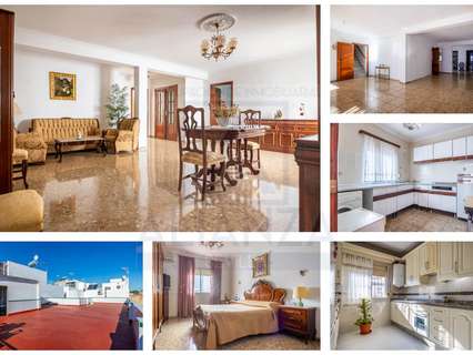 Casa en venta en Santiponce rebajada