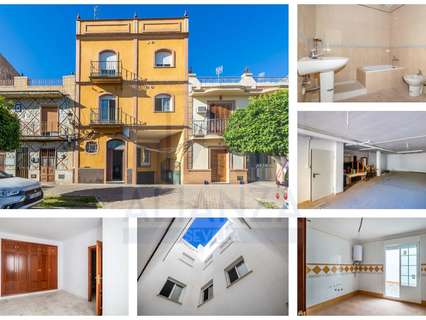 Edificio en venta en La Algaba