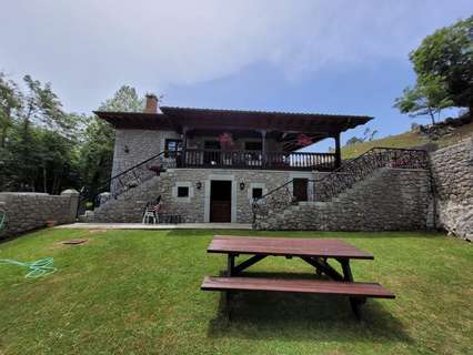 Villa en venta en Llanes