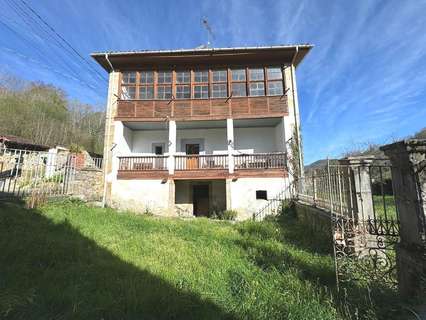 Villa en venta en Cangas de Onís, rebajada