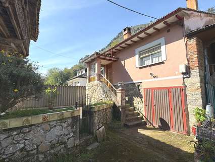 Casa en venta en Llanes, rebajada