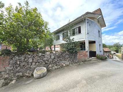 Villa en venta en Llanes