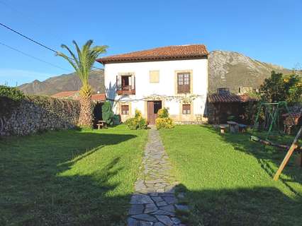 Villa en venta en Llanes