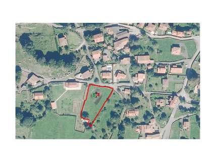 Parcela en venta en Llanes