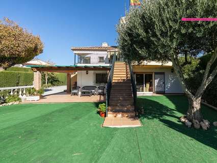 Chalet en venta en Las Gabias rebajado