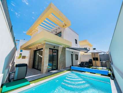 Chalet en venta en Los Montesinos