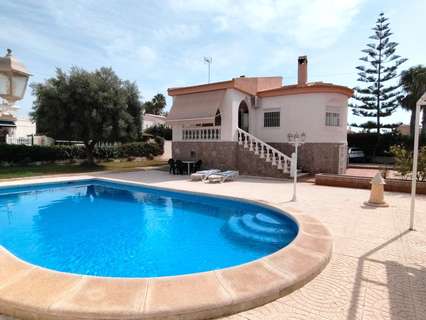 Chalet en venta en Torrevieja