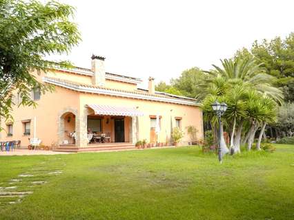 Chalet en venta en Banyeres del Penedès