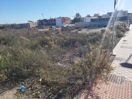 Parcela urbana en venta en Almería