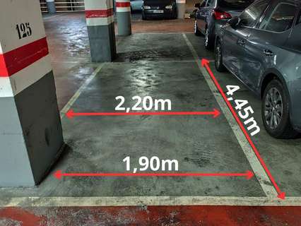 Plaza de parking en venta en Santa Coloma de Gramenet zona Sta Coloma / Centro