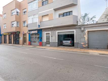 Local comercial en venta en Almería rebajado