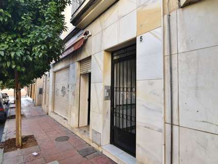 Local comercial en alquiler en Almería