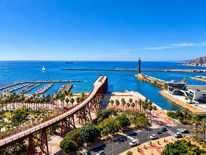 Piso en venta en Almería