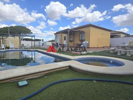 Chalet en venta en Chiclana de la Frontera rebajado