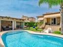 Chalet en alquiler en Dénia