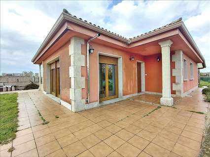 Chalet en venta en Vilanova de Arousa
