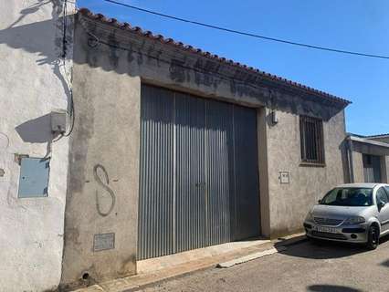 Nave industrial en venta en Santa Bàrbara