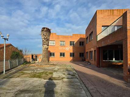 Edificio en venta en Alcarràs rebajado