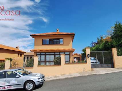 Chalet en venta en Torrecaballeros