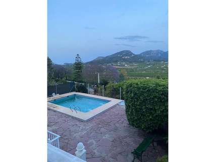 Chalet en venta en Alzira