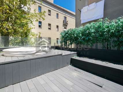 Casa en venta en Barcelona, rebajada