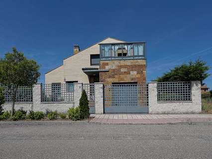 Chalet en venta en Aldeamayor de San Martín