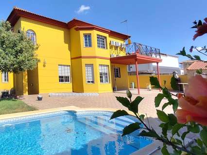 Chalet en venta en Bollullos de la Mitación