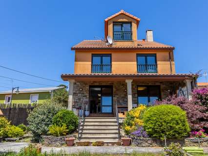 Chalet en venta en Oleiros