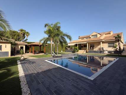 Chalet en venta en La Pobla de Vallbona