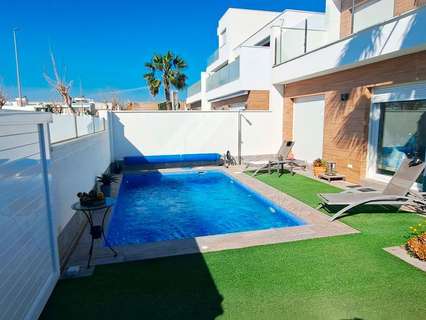Chalet en venta en Pilar de la Horadada