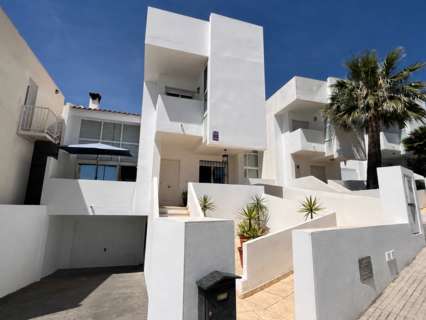 Villa en venta en La Nucía zona URBANIZACION